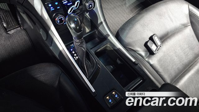 Hyundai Sonata 2012 — photo 9