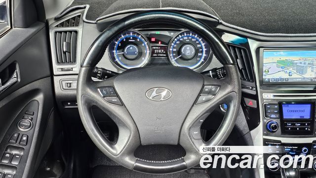 Hyundai Sonata 2012 — photo 13