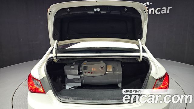 Hyundai Sonata 2012 — photo 20