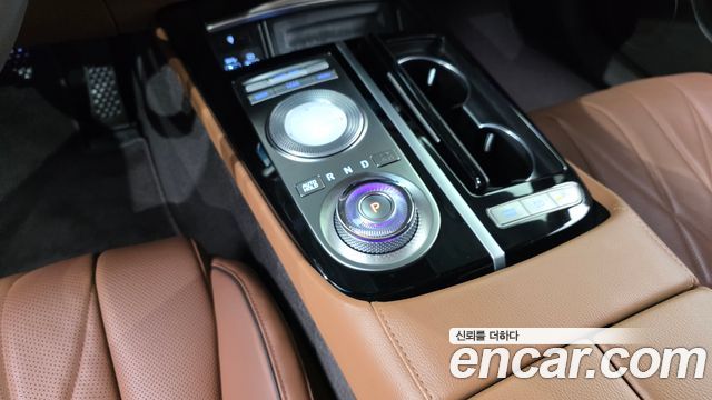 Genesis G80 2022 — photo 12