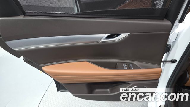 Genesis G80 2022 — photo 15