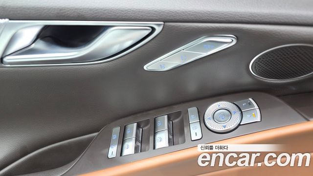 Genesis G80 2022 — photo 30