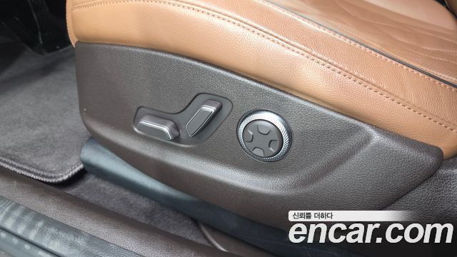Genesis G80 2022 — photo 31