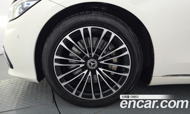 Mercedes-Benz S-Class 2022 — photo 5