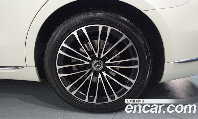 Mercedes-Benz S-Class 2022 — photo 7