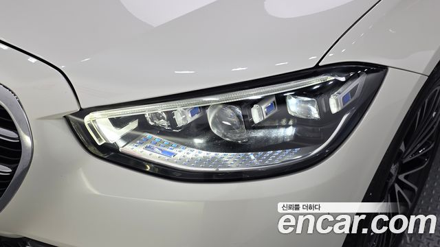 Mercedes-Benz S-Class 2022 — photo 8