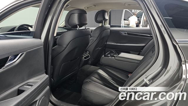 Genesis G80 2022 — photo 17