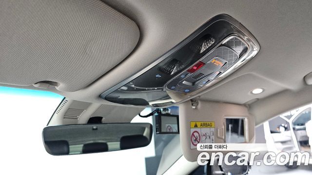 Genesis G80 2022 — photo 24