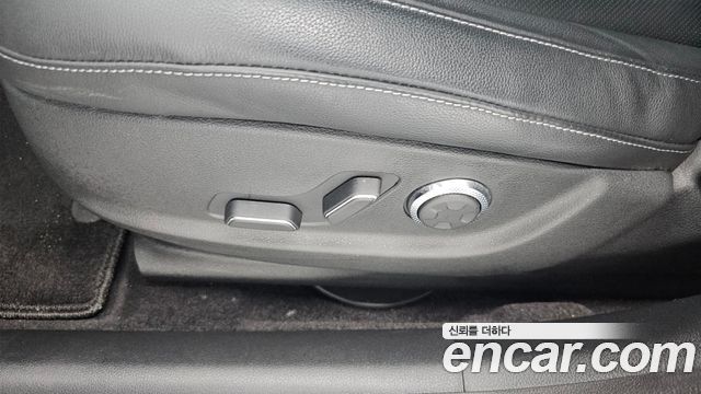 Genesis G80 2022 — photo 30