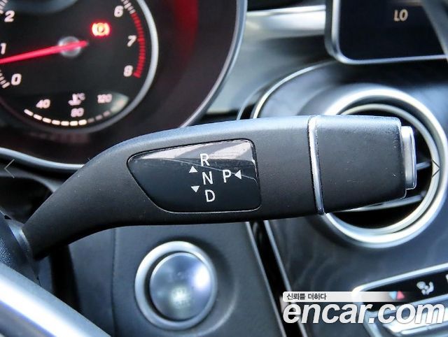 Mercedes-Benz C-Class 2016 — photo 11