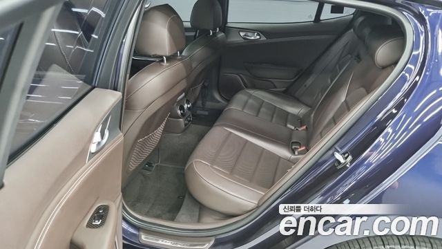 Kia Stinger 2020 — photo 9