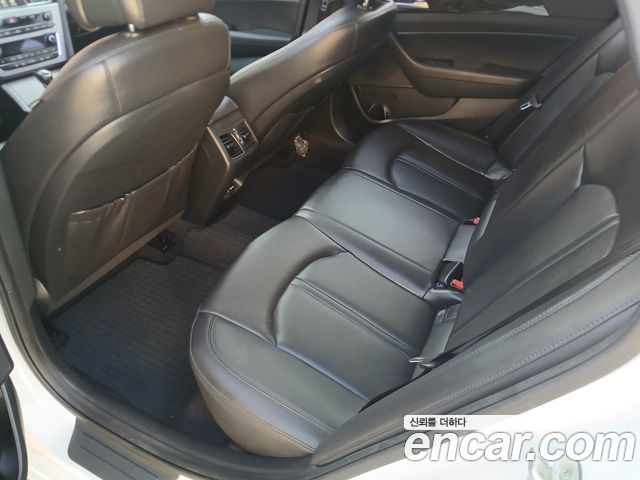 Hyundai Sonata 2016 — photo 12