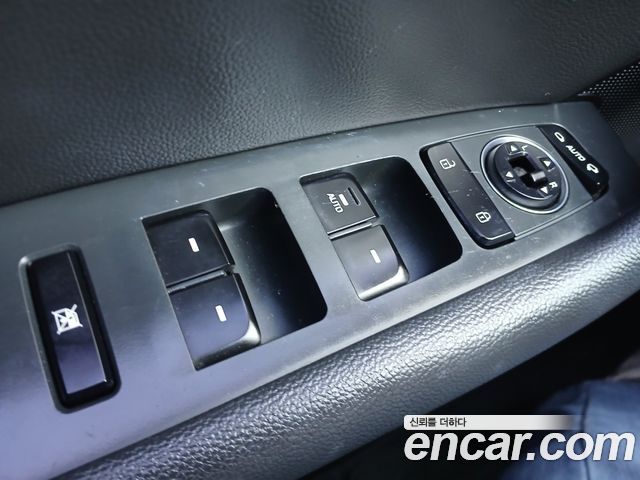 Hyundai Sonata 2016 — photo 17