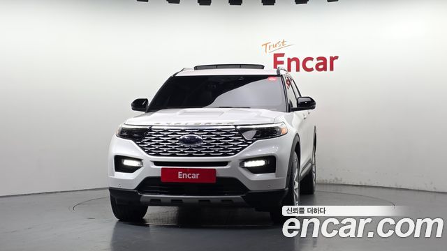 Ford Explorer 2022 — photo 3