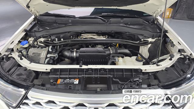 Ford Explorer 2022 — photo 6
