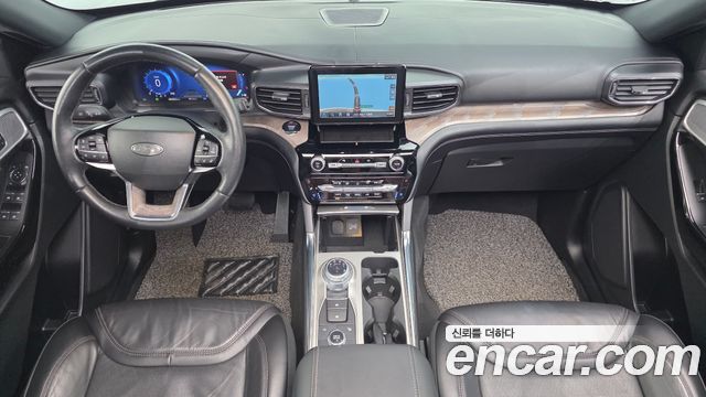 Ford Explorer 2022 — photo 10