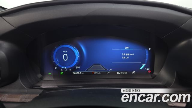 Ford Explorer 2022 — photo 11