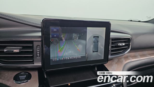Ford Explorer 2022 — photo 21