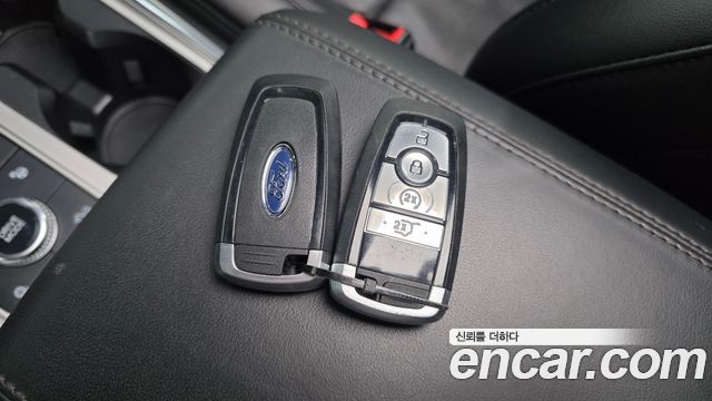 Ford Explorer 2022 — photo 27