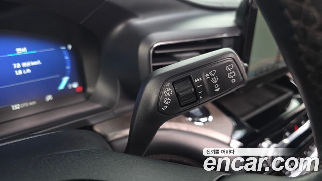 Ford Explorer 2022 — photo 34