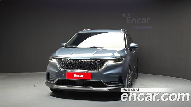 Kia Canival 2022 — photo 3