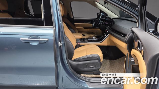 Kia Canival 2022 — photo 11