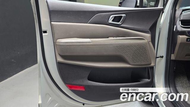 Kia Canival 2025 — photo 14