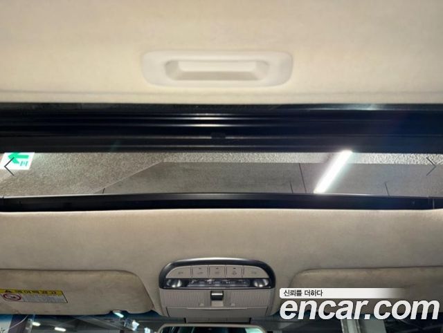 Genesis G90 2019 — photo 15