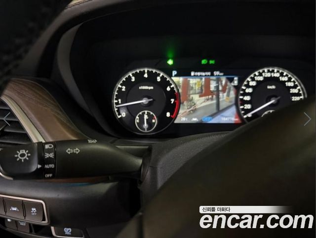 Genesis G90 2019 — photo 16