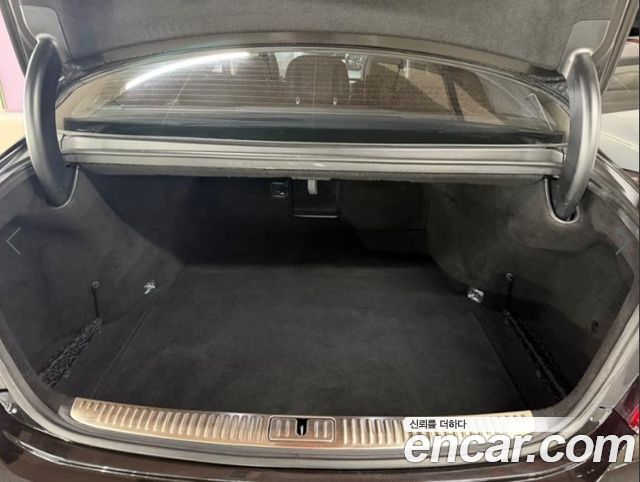 Genesis G90 2019 — photo 17
