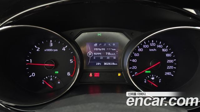 Kia Canival 2018 — photo 8