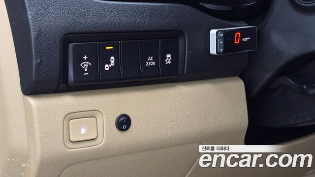 Kia Canival 2018 — photo 15