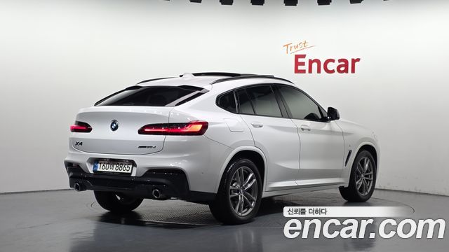 BMW X4 2021 — photo 2