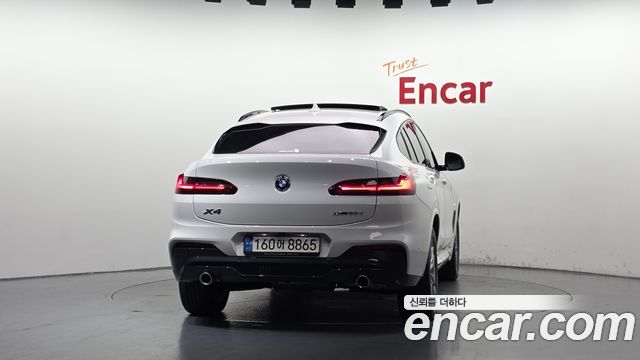 BMW X4 2021 — photo 4