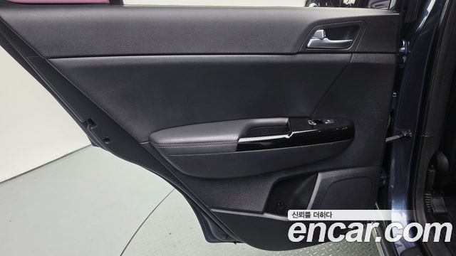 Kia Sportage 2018 — photo 15