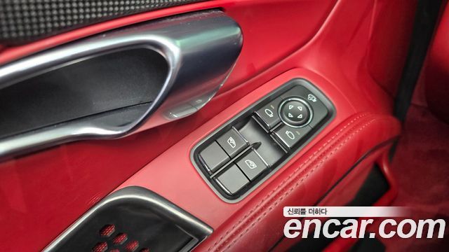Porsche 718 2024 — photo 26