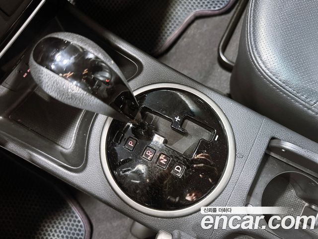 Kia LOTZE 2009 — photo 8