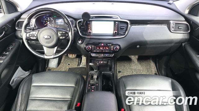 Kia Sorento 2016 — photo 10