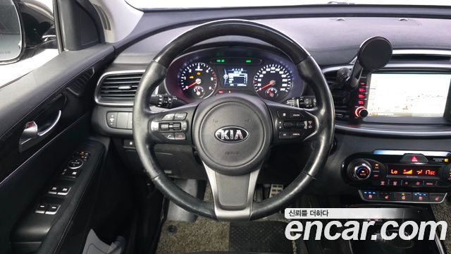 Kia Sorento 2016 — photo 19