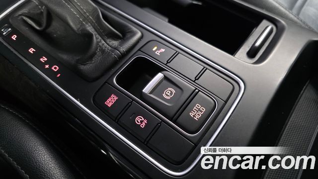 Kia Sorento 2016 — photo 23