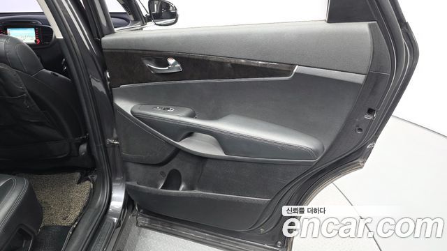 Kia Sorento 2016 — photo 15