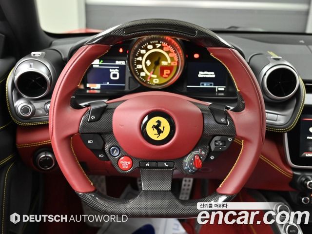 Ferrari GTC4 Lusso 2018 — photo 13