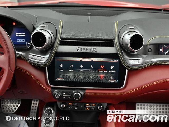 Ferrari GTC4 Lusso 2018 — photo 14