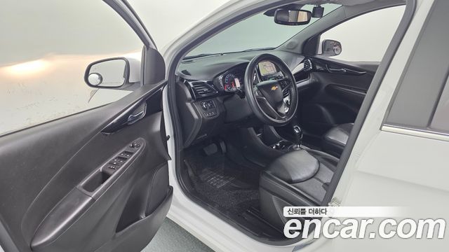 Chevrolet Korea Spark 2018 — photo 10