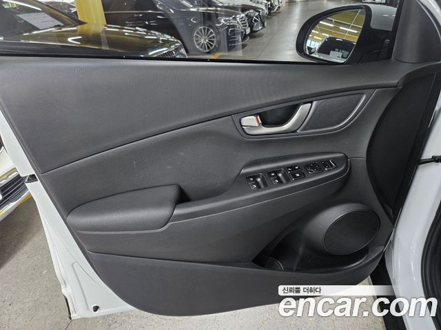 Hyundai Kona 2018 — photo 11