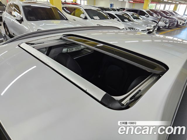 Hyundai Kona 2018 — photo 16