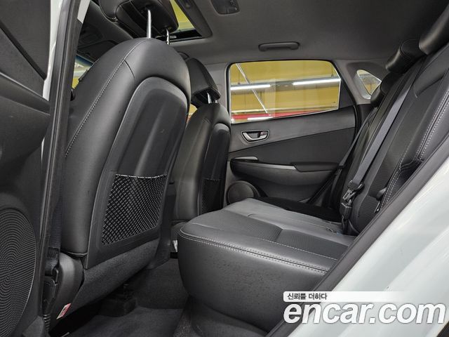 Hyundai Kona 2018 — photo 18