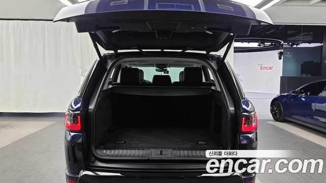Land Rover Range Rover Sport 2019 — photo 26