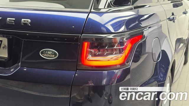 Land Rover Range Rover Sport 2019 — photo 9