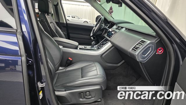 Land Rover Range Rover Sport 2019 — photo 16